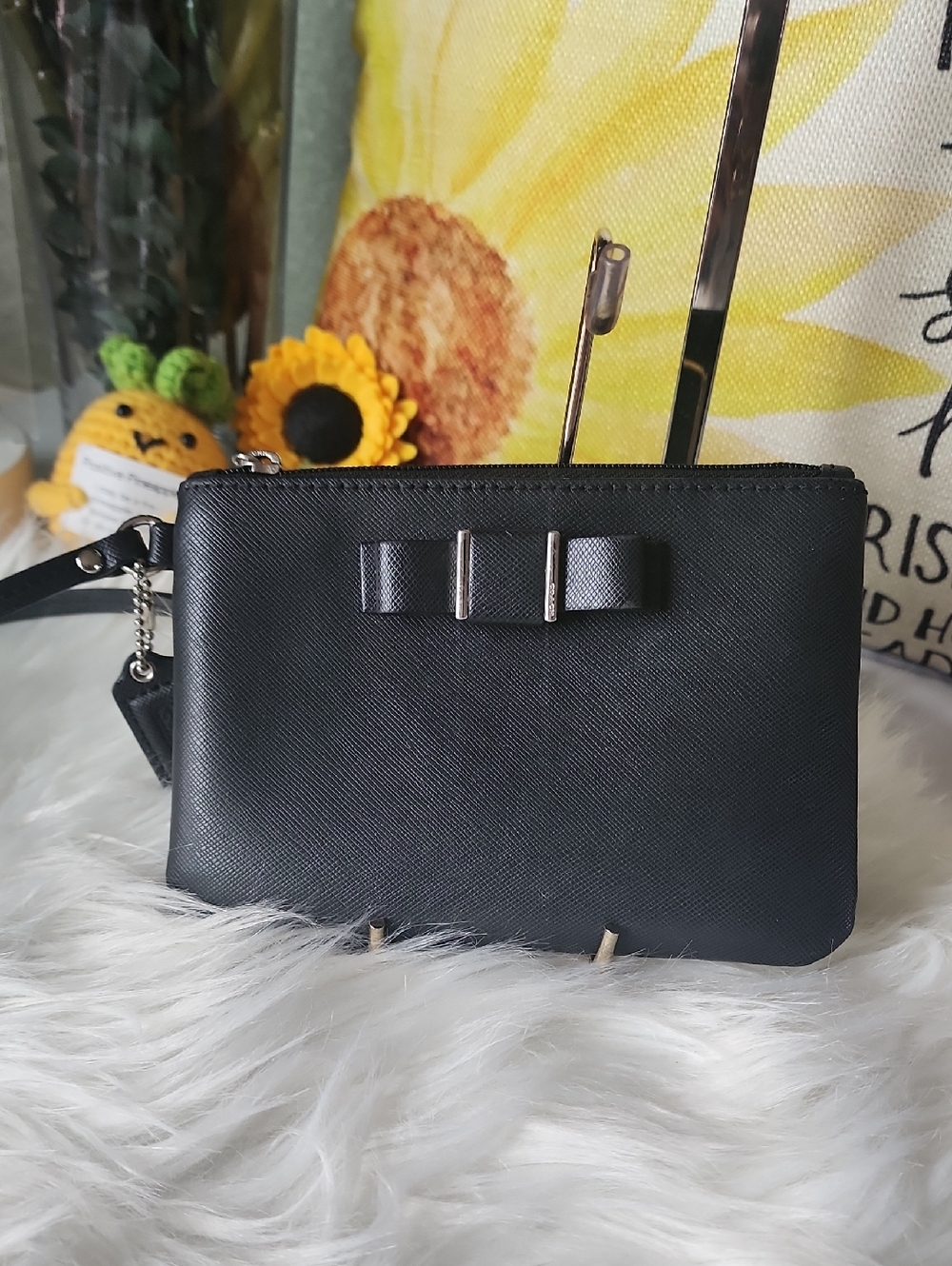 Coach Black Darcy  Wristlet with Hangtag And Bow Design